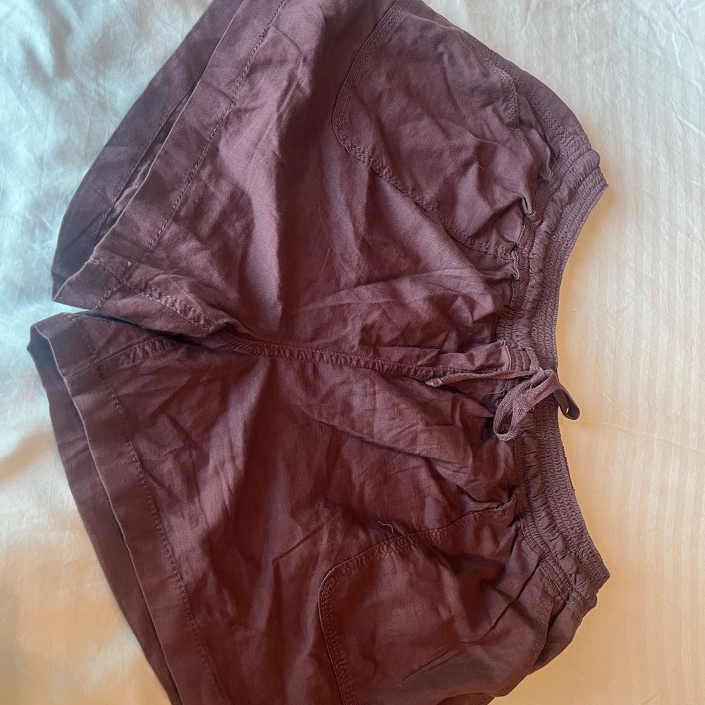 Market & Spruce Women's Casual Shorts in Maroon